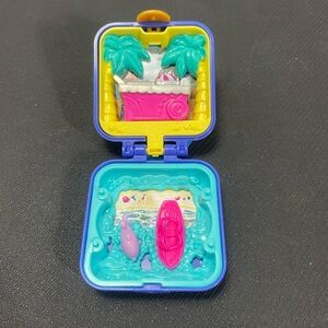 Polly Pocket Tropical Beach Ice Cream Surfbord 1 Figure 2019 Mattel